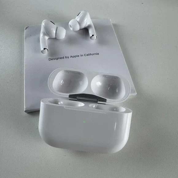 Apple AirPods Pro 2nd Gen Wireless Earbuds White Bluetooth USB-C Case MTJV3AM/A - Picture 11 of 11